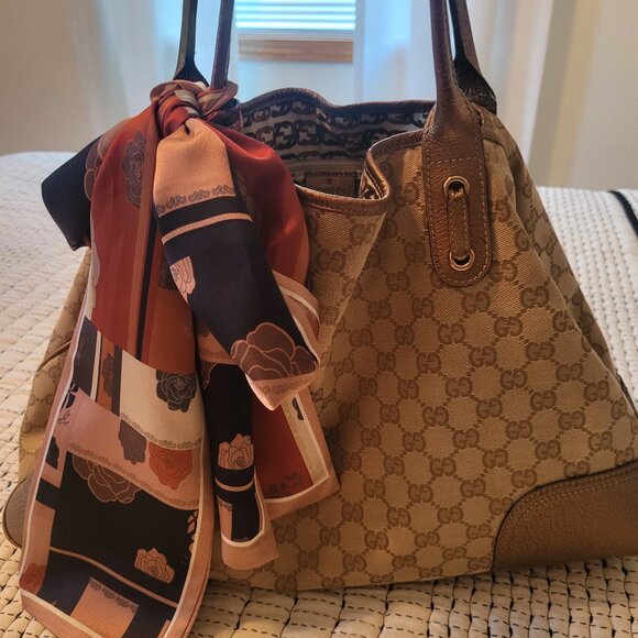 Gucci GG Canvas Princy Shoulder Bag Authentic with COA - Picture 3 of 11